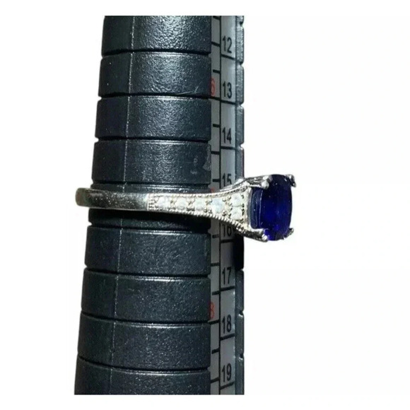 Sterling Silver Sapphire Ring Size 7 Lab Created Square Stone Cubic Zircona - Picture 3 of 8